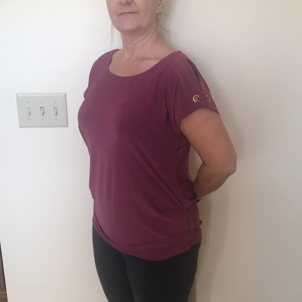 Rose keyhole blouse with gold embellishments